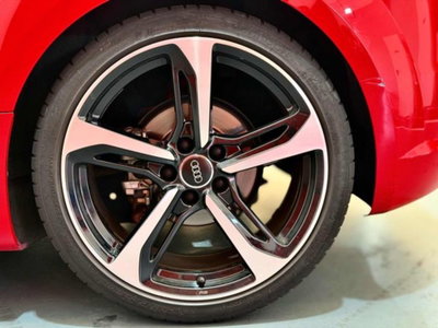 Audi TT Coupé 1.8 TFSI S tronic (17)