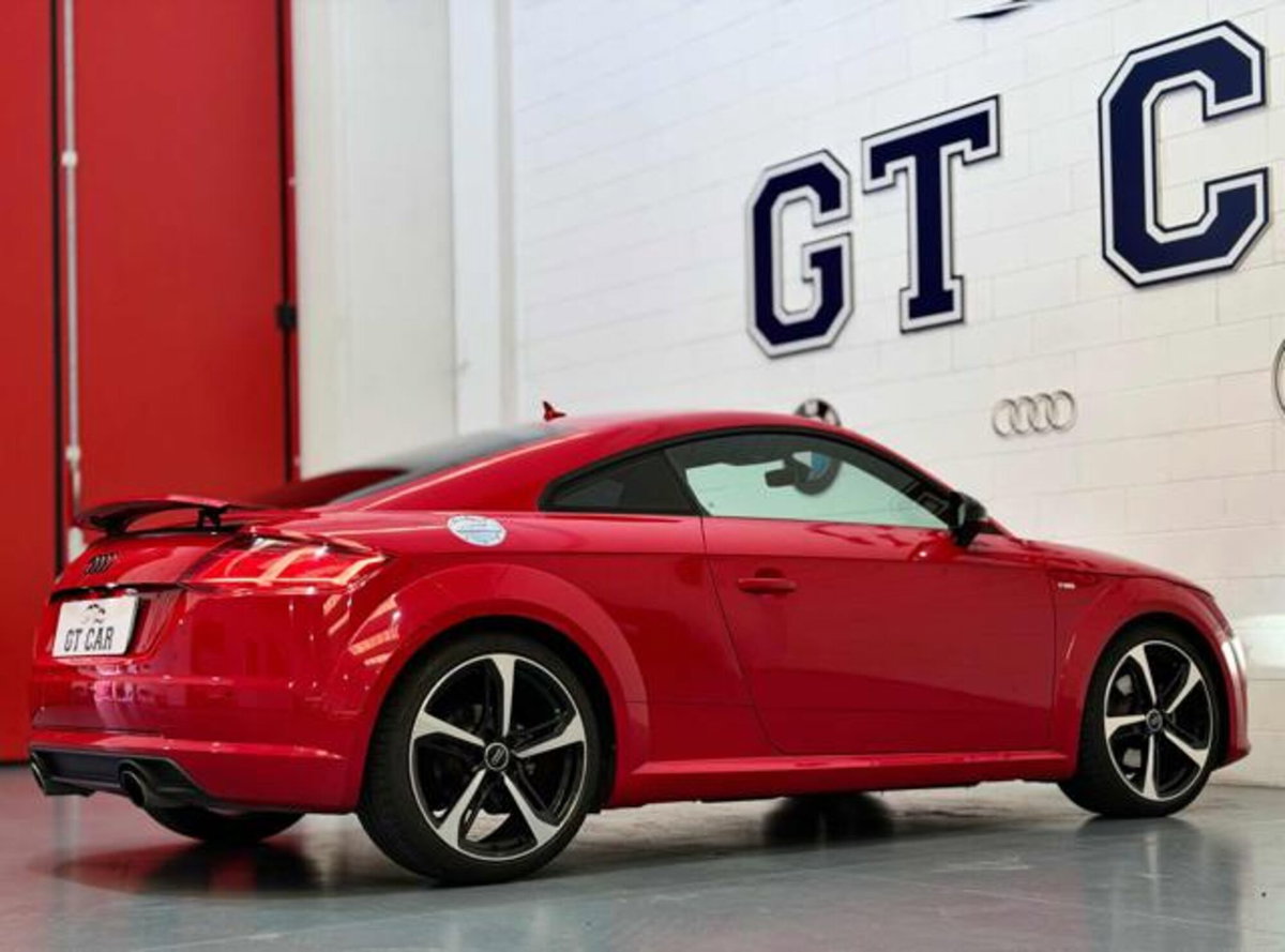 Audi TT Coupé 1.8 TFSI S tronic (6)