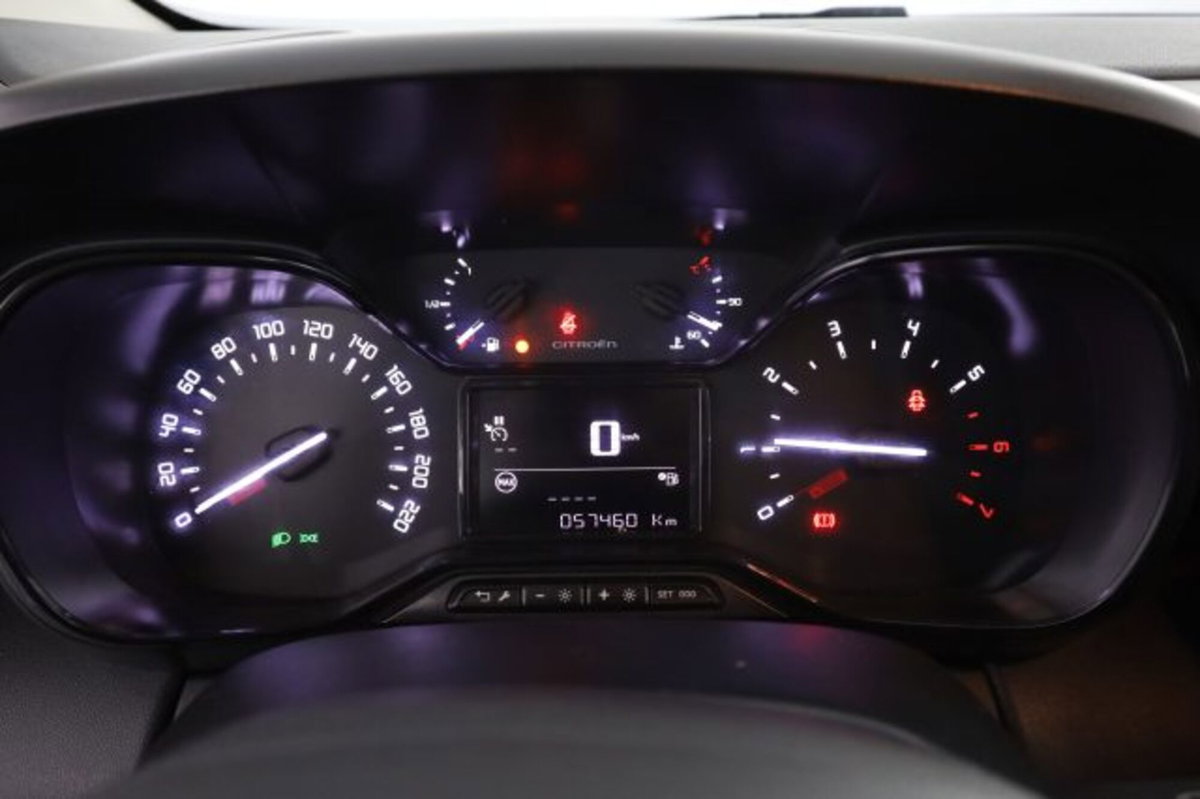 Citroen C3 Aircross 1.2 puretech You s&s 110cv (7)