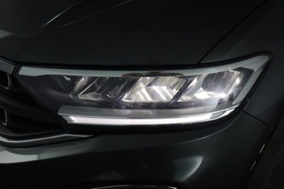 Volkswagen T-Roc 1.5 tsi Life dsg (9)