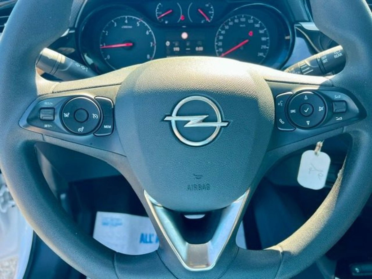 Opel Corsa 1.5 D 100 CV Edition (19)