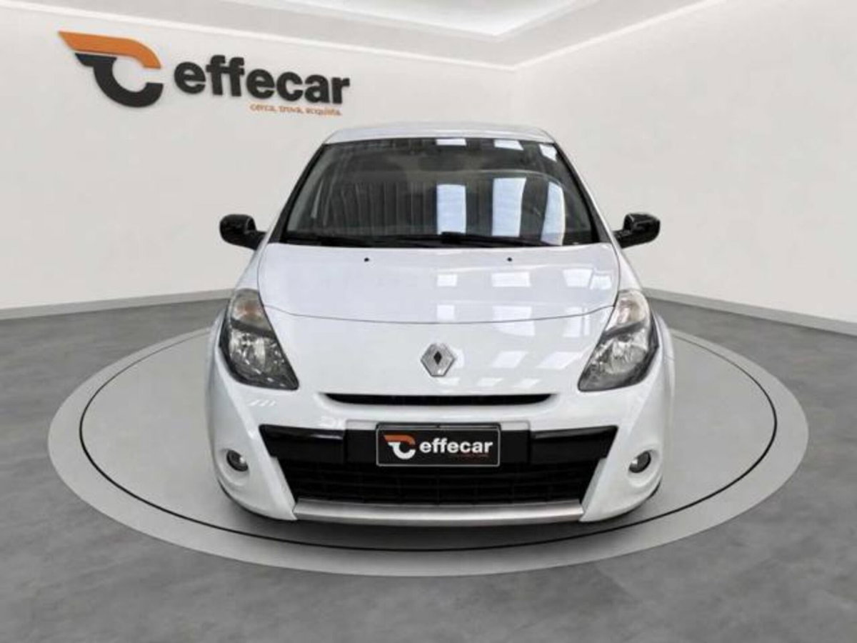 Renault Clio 1.2 16V 5 porte GPL (2)