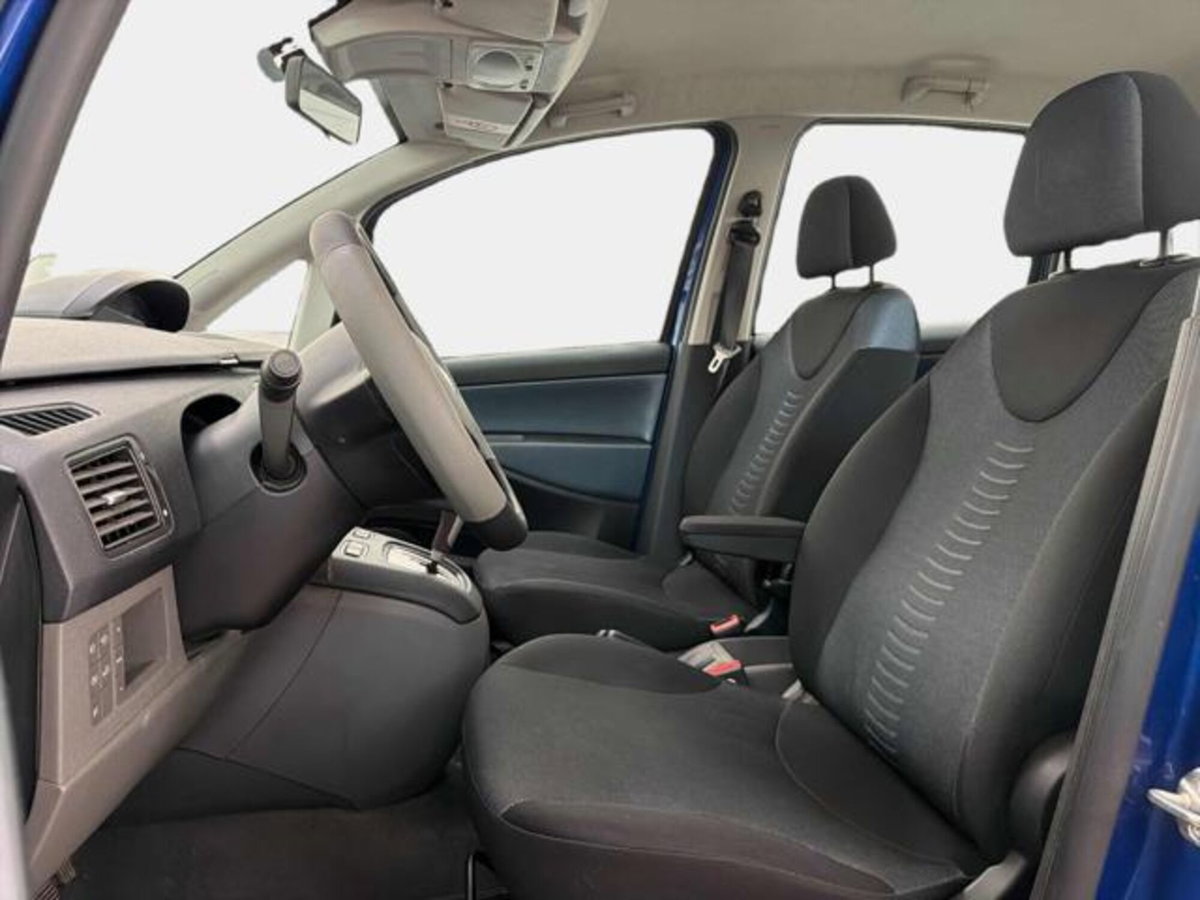 Fiat Idea 1.4 16V BlackMotion (11)