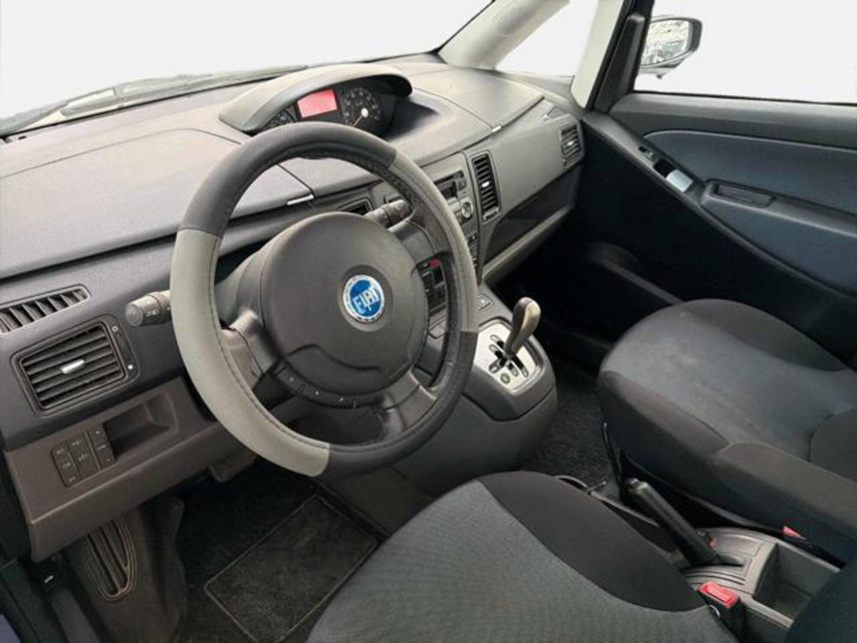 Fiat Idea 1.4 16V BlackMotion (6)