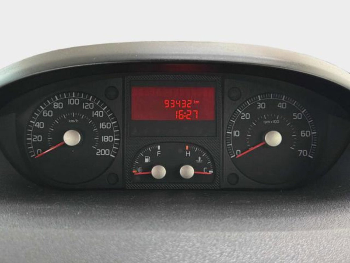 Fiat Idea 1.4 16V BlackMotion (8)