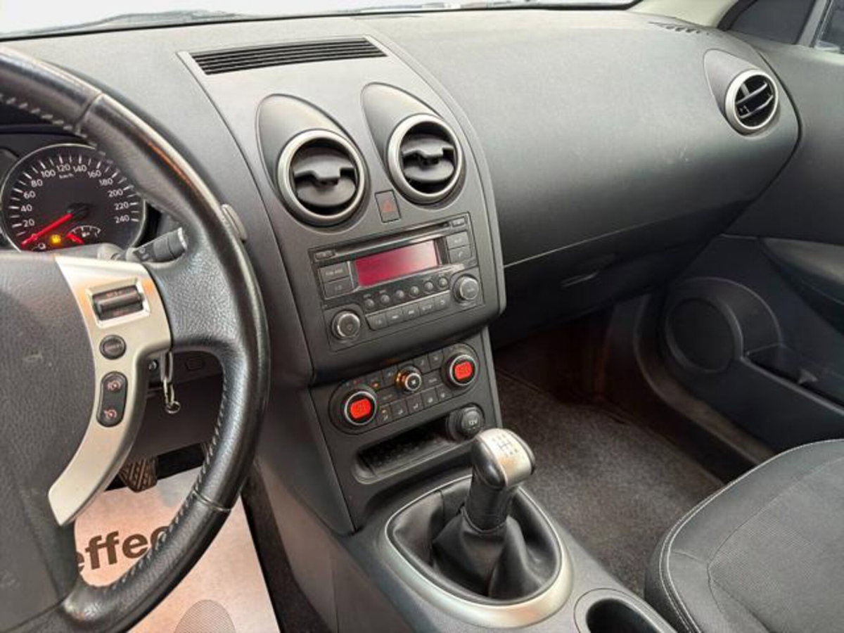 Nissan Qashqai 1.6 16V Tekna (11)