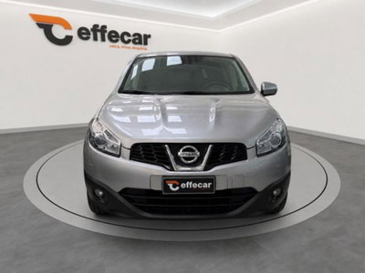 Nissan Qashqai 1.6 16V Tekna (2)