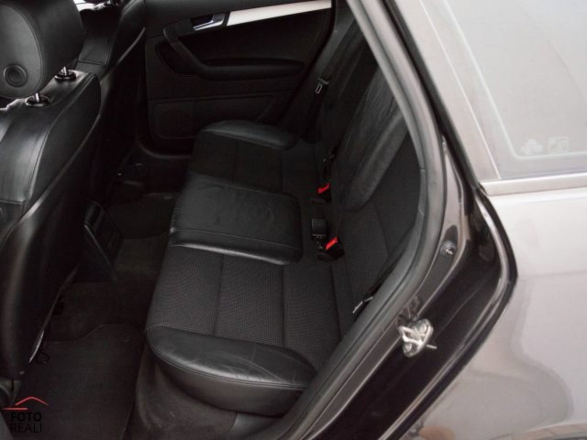 Audi A3 Sportback 1.6 TDI 105 CV CR S tronic Ambiente (11)