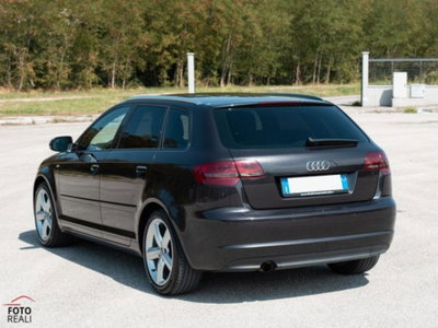 Audi A3 Sportback 1.6 TDI 105 CV CR S tronic Ambiente (4)