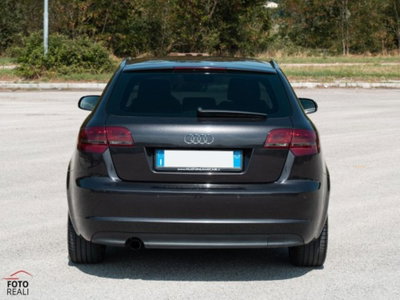 Audi A3 Sportback 1.6 TDI 105 CV CR S tronic Ambiente (5)