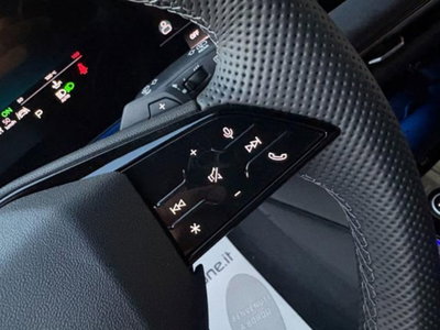 Audi A4 Avant 40 TDI quattro S tronic S line edition (19)
