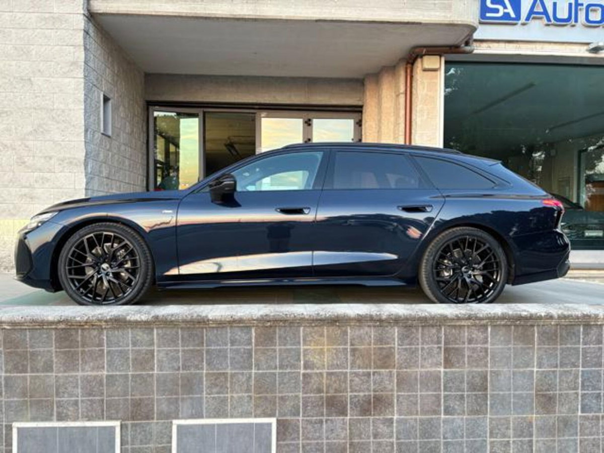 Audi A4 Avant 40 TDI quattro S tronic S line edition (8)