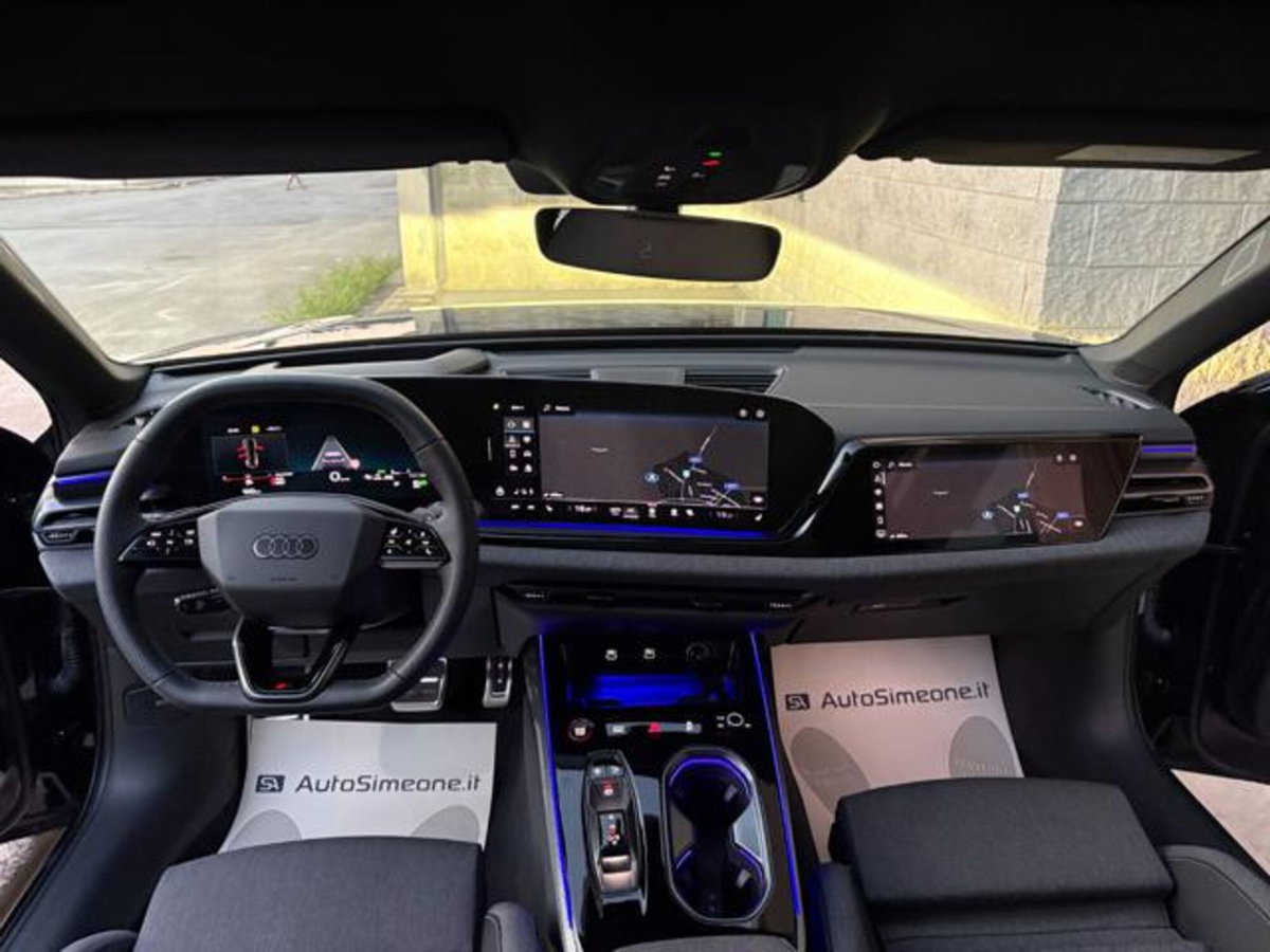 Audi A4 Avant 40 TDI quattro S tronic S line edition (15)