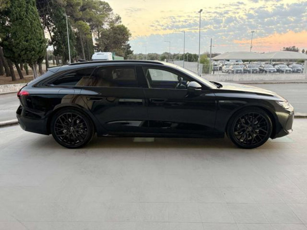 Audi A4 Avant 40 TDI quattro S tronic S line edition (4)