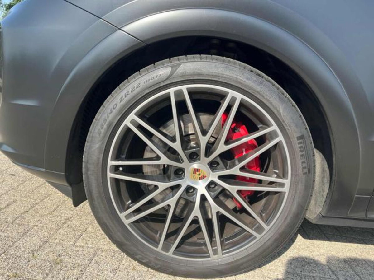 Porsche Cayenne Coupé 4.0 GTS tiptronic (7)