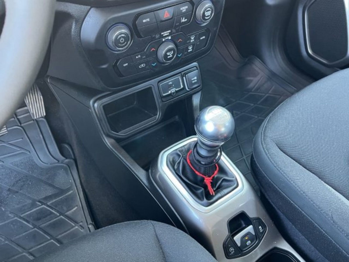 Jeep Renegade 1.0 T3 Limited (13)