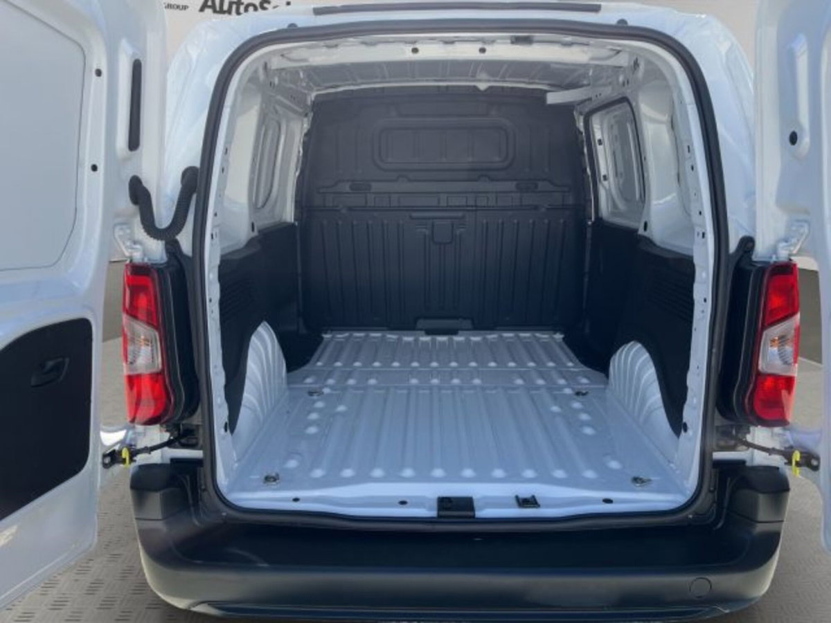 Opel Combo Furgone Cargo XL 1.5 Diesel 100CV PL 950kg Edition (15)