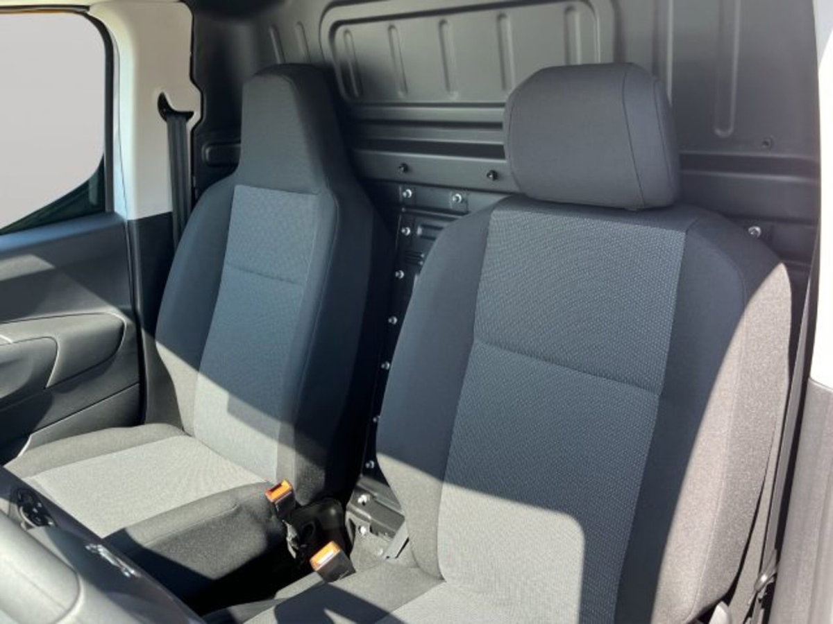 Opel Combo Furgone Cargo XL 1.5 Diesel 100CV PL 950kg Edition (8)