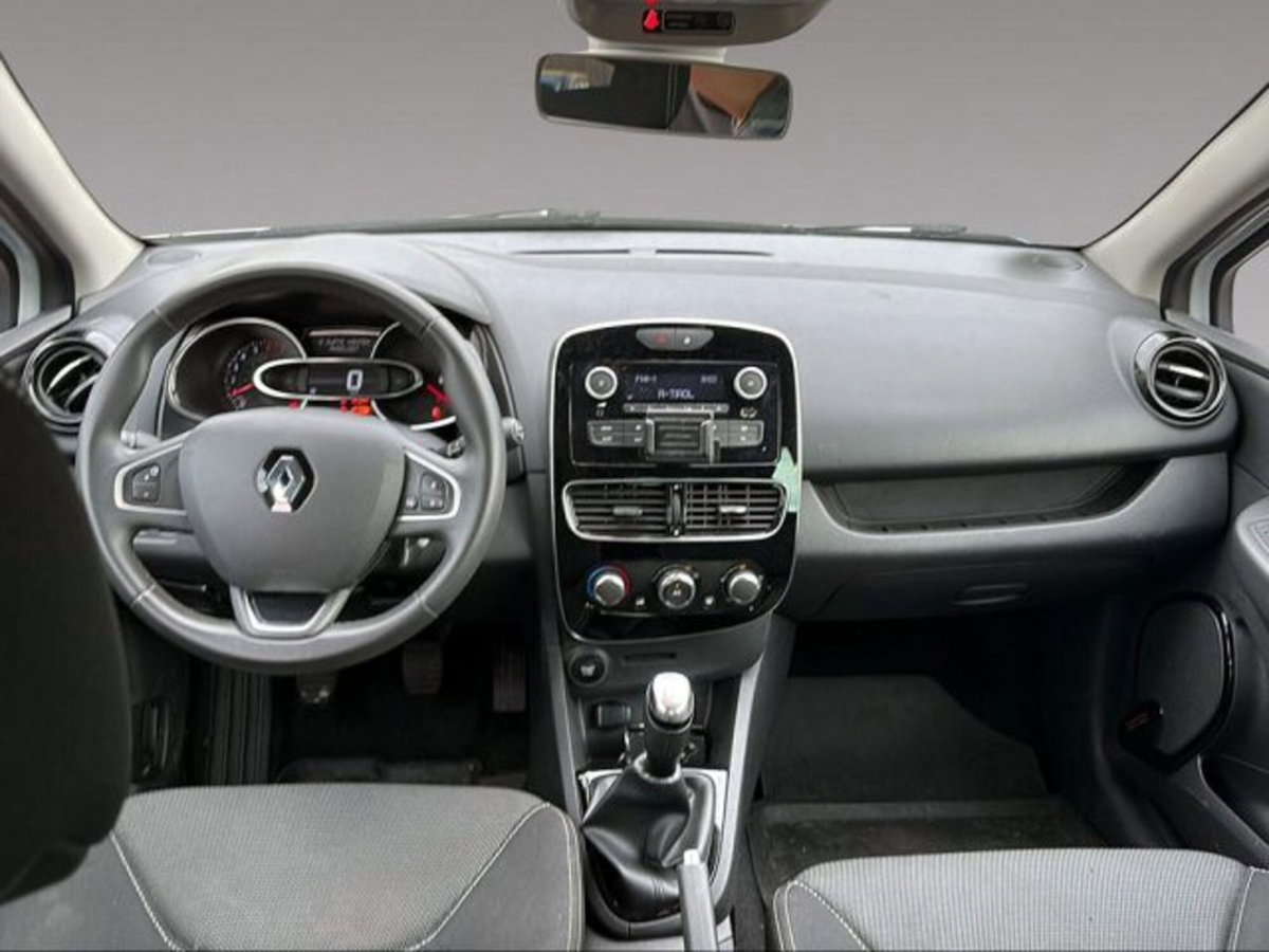 Renault Clio Sporter TCe 12V 75 CV Business (12)