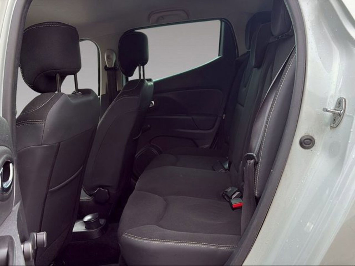 Renault Clio Sporter TCe 12V 75 CV Business (6)