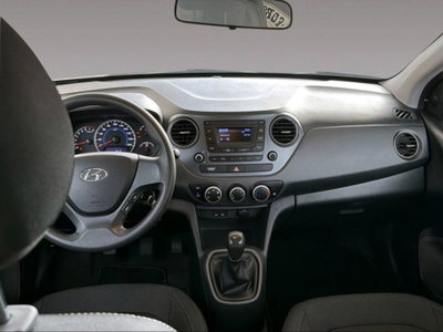 Hyundai i10 1.0 MPI Classic (12)