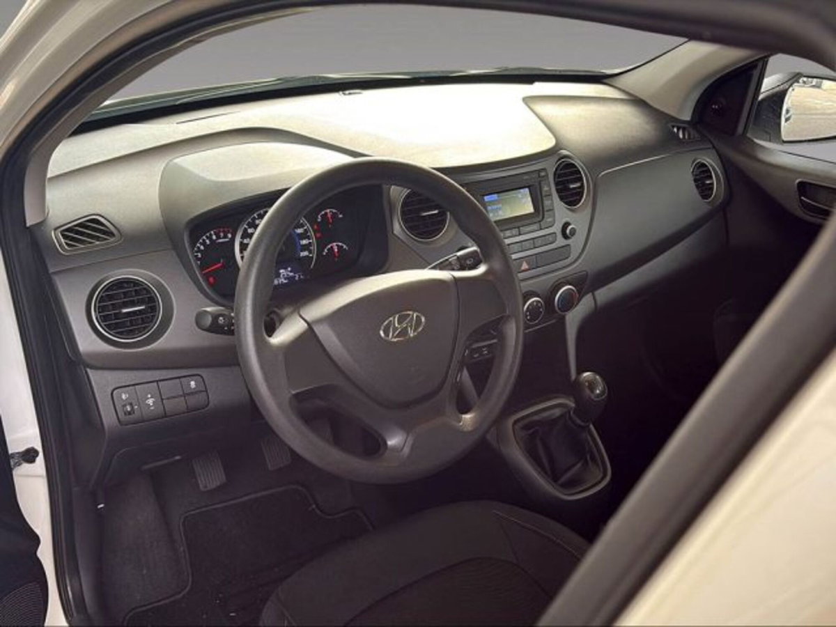 Hyundai i10 1.0 MPI Classic (14)