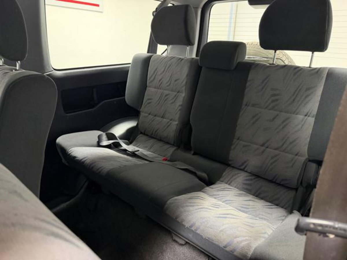Toyota Land Cruiser D-4D 16V cat 3 porte (10)