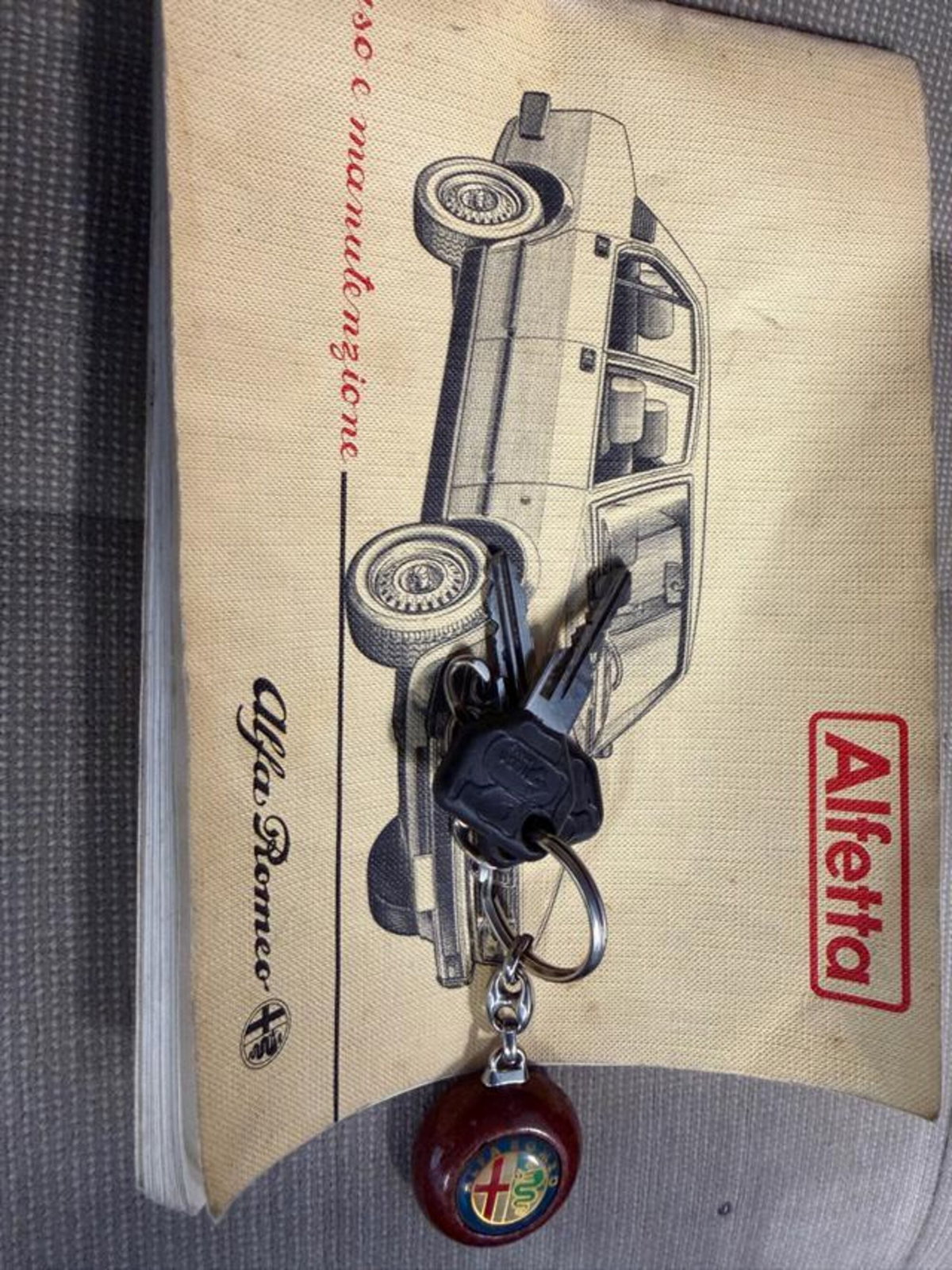 Alfa Romeo Alfetta 2.0i Quadrifoglio Oro (12)