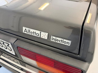 Alfa Romeo Alfetta 2.0i Quadrifoglio Oro (7)