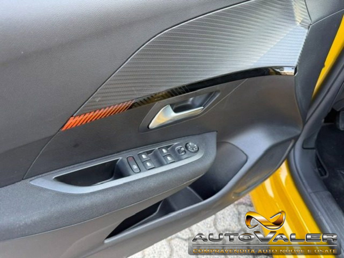 Peugeot 208 BlueHDi 100 Stop&Start 5 porte GT (14)