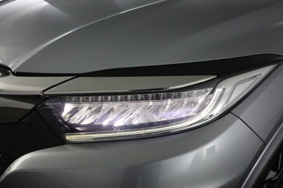 Honda HR-V 1.5 i-VTEC CVT Executive Navi ADAS (9)