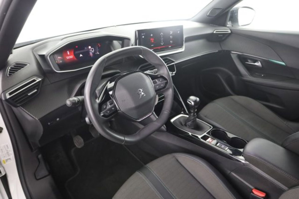 Peugeot 2008 PureTech 100 S&S Allure Pack
