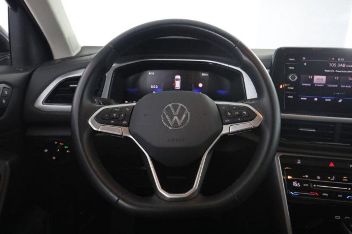 Volkswagen T-Roc 1.5 tsi Life dsg (5)