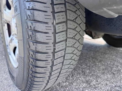 Jeep Cherokee 2.8 CRD Sport (13)