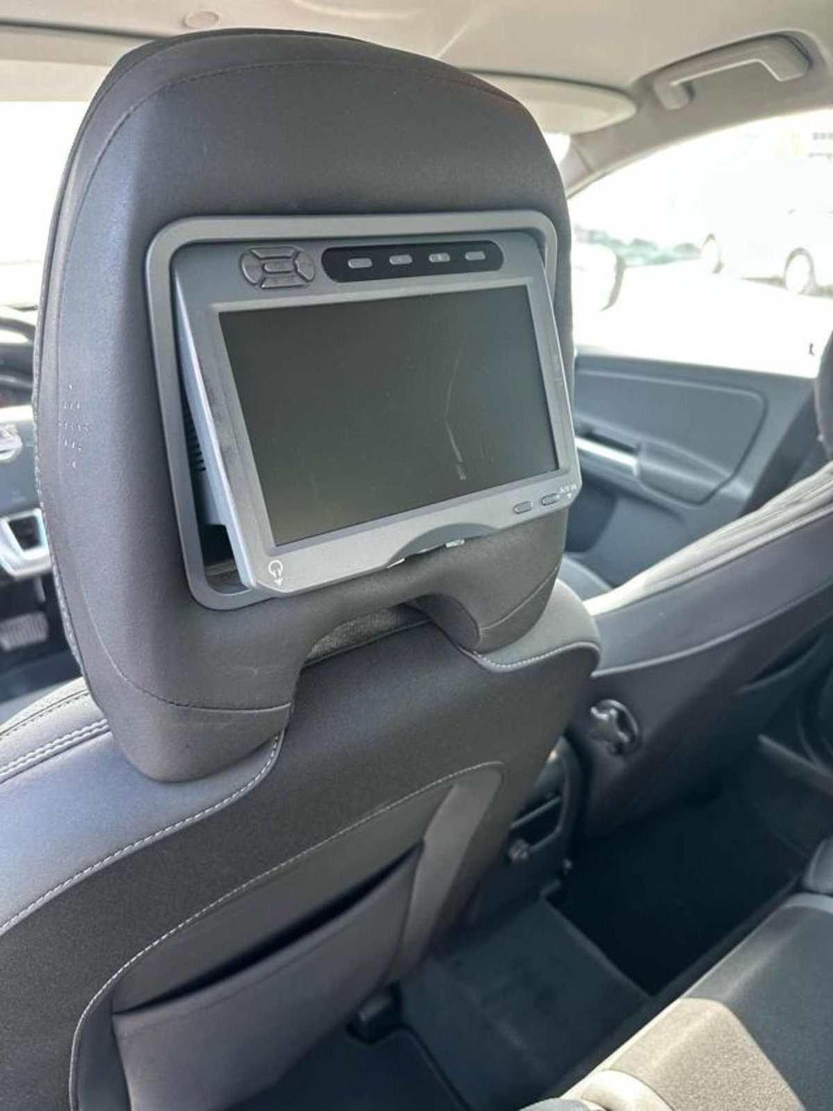 Volvo XC60 D3 Geartronic Kinetic (11)