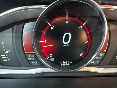 Volvo XC60 D3 Geartronic Kinetic (17)