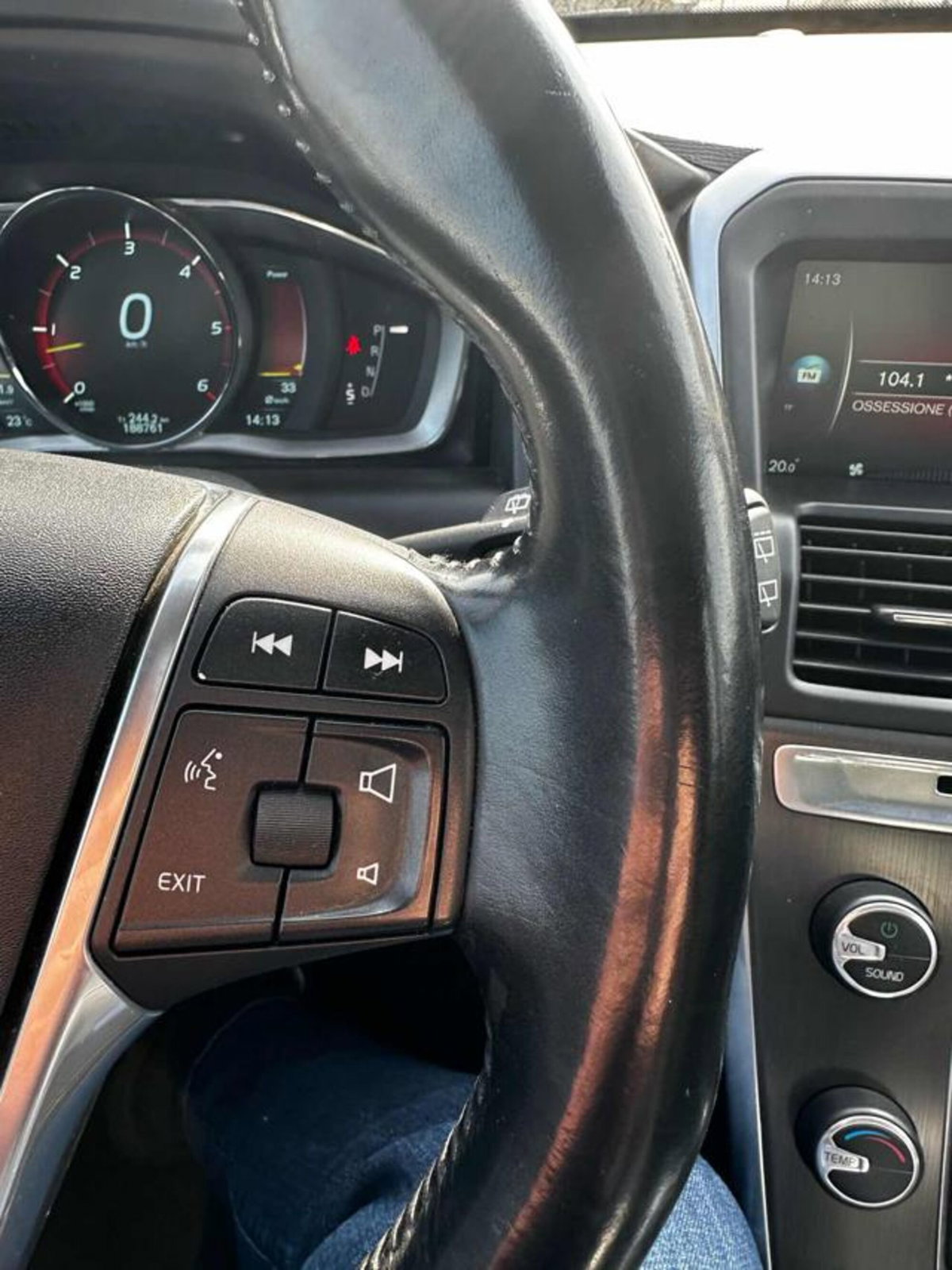 Volvo XC60 D3 Geartronic Kinetic (18)