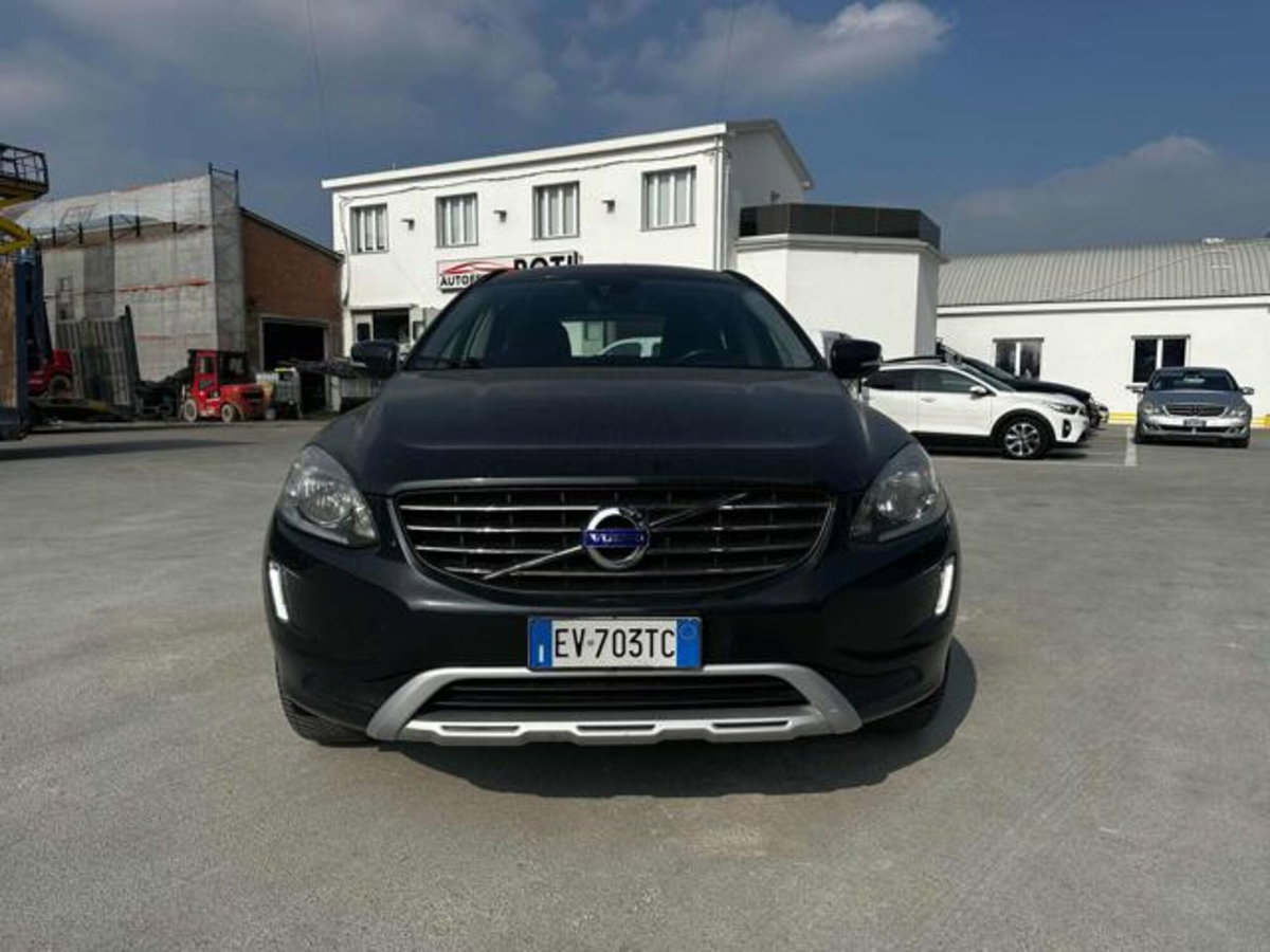 Volvo XC60 D3 Geartronic Kinetic (2)
