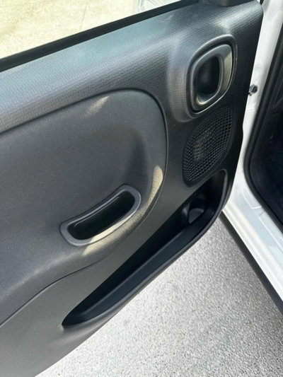 Fiat Panda 1.0 firefly hybrid s&s 70cv (13)