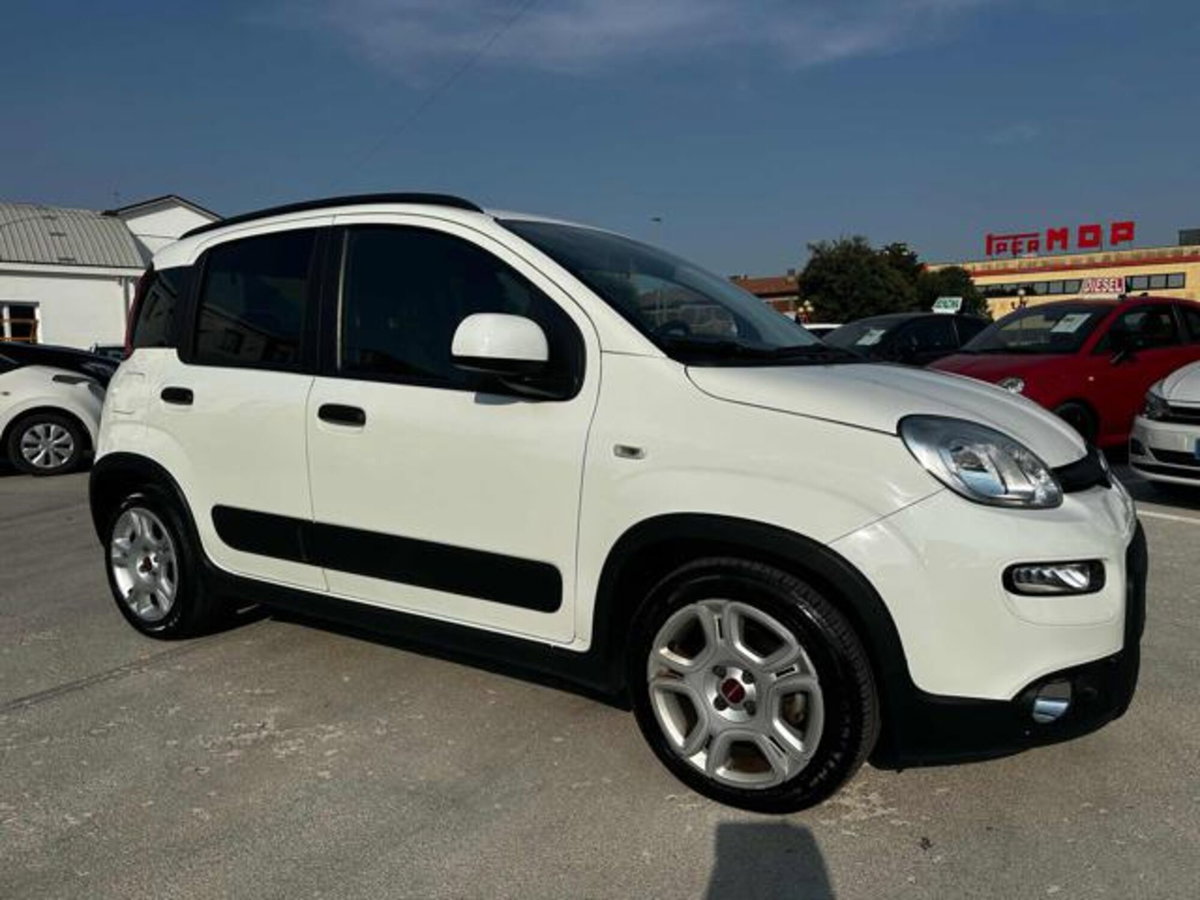 Fiat Panda 1.0 firefly hybrid s&s 70cv (3)