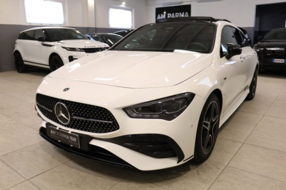 Mercedes-Benz CLA Shooting Brake 220 d AMG Line Premium Plus auto (3)