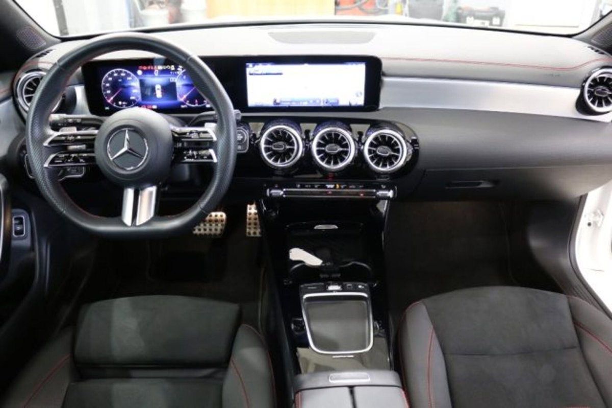 Mercedes-Benz CLA Shooting Brake 220 d AMG Line Premium Plus auto (9)