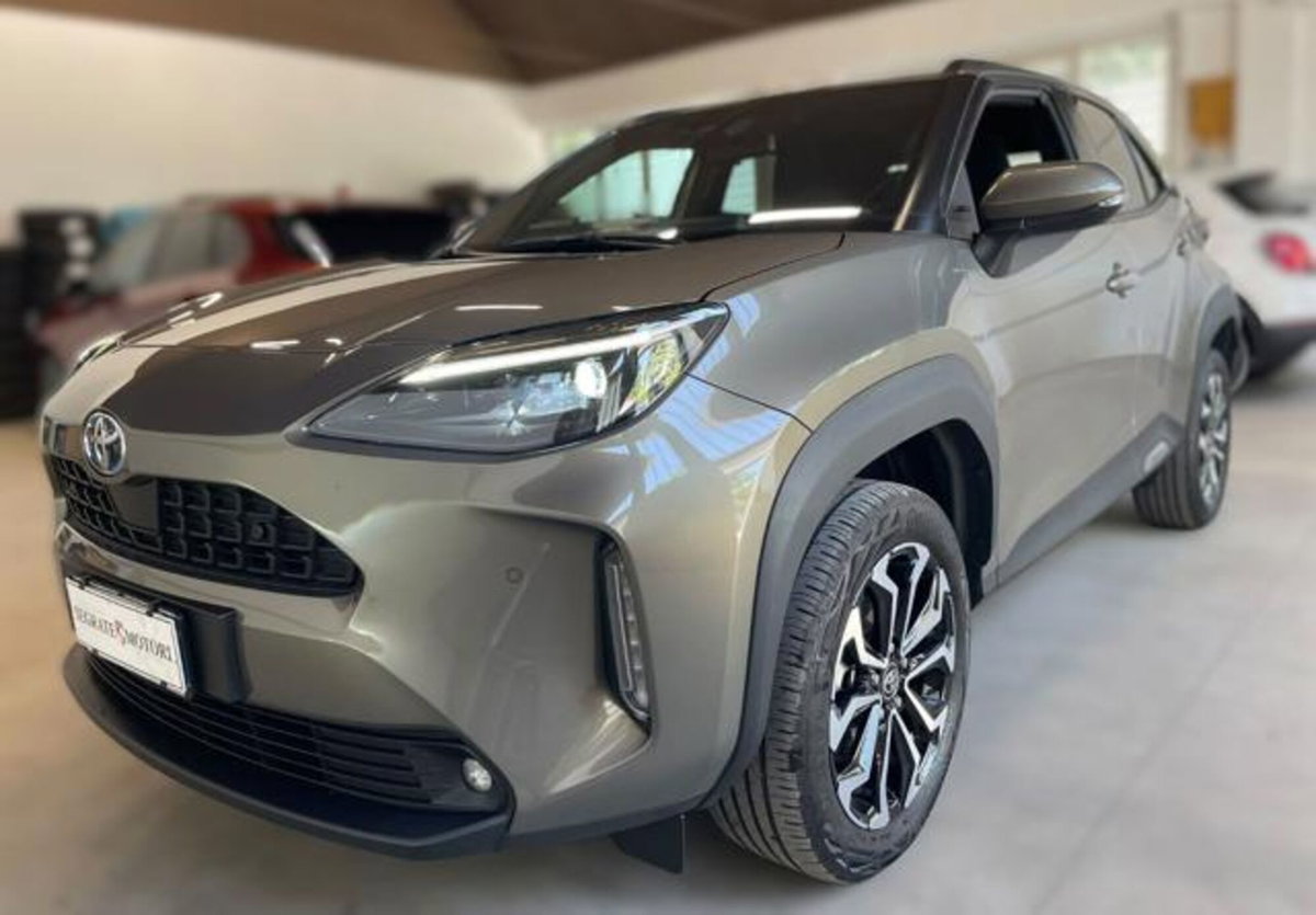 Toyota Yaris Cross 1.5h GR Sport Black Sky fwd 116cv e-cvt