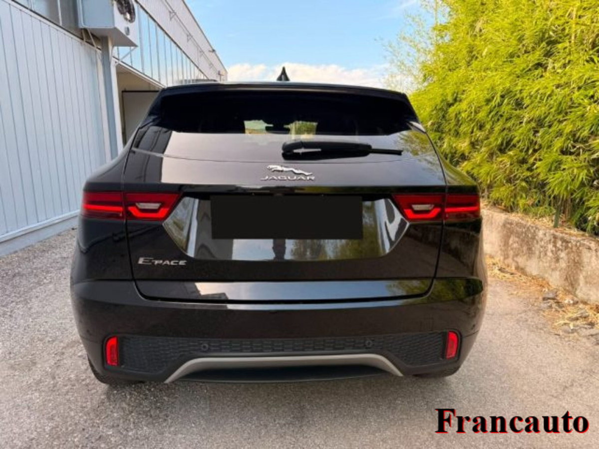 Jaguar E-Pace 2.0D 150 CV AWD aut. HSE (4)