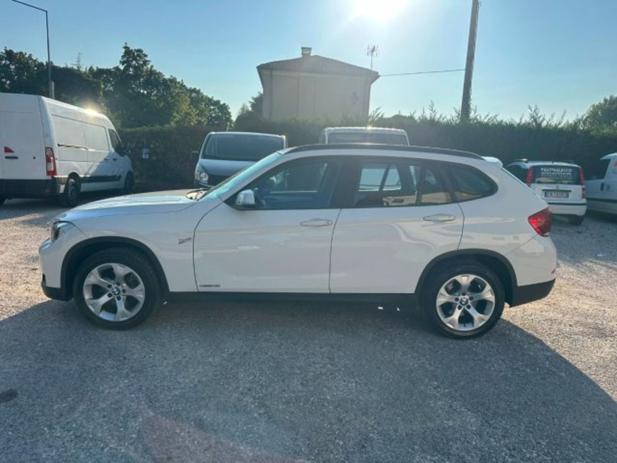 BMW X1 sDrive18i X Line (2)