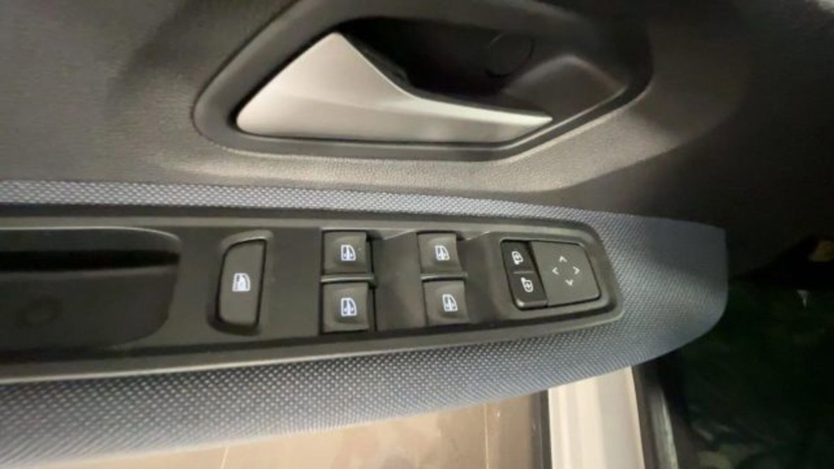 Dacia Sandero Stepway 1.2 Eco-G Expression 120cv auto (10)