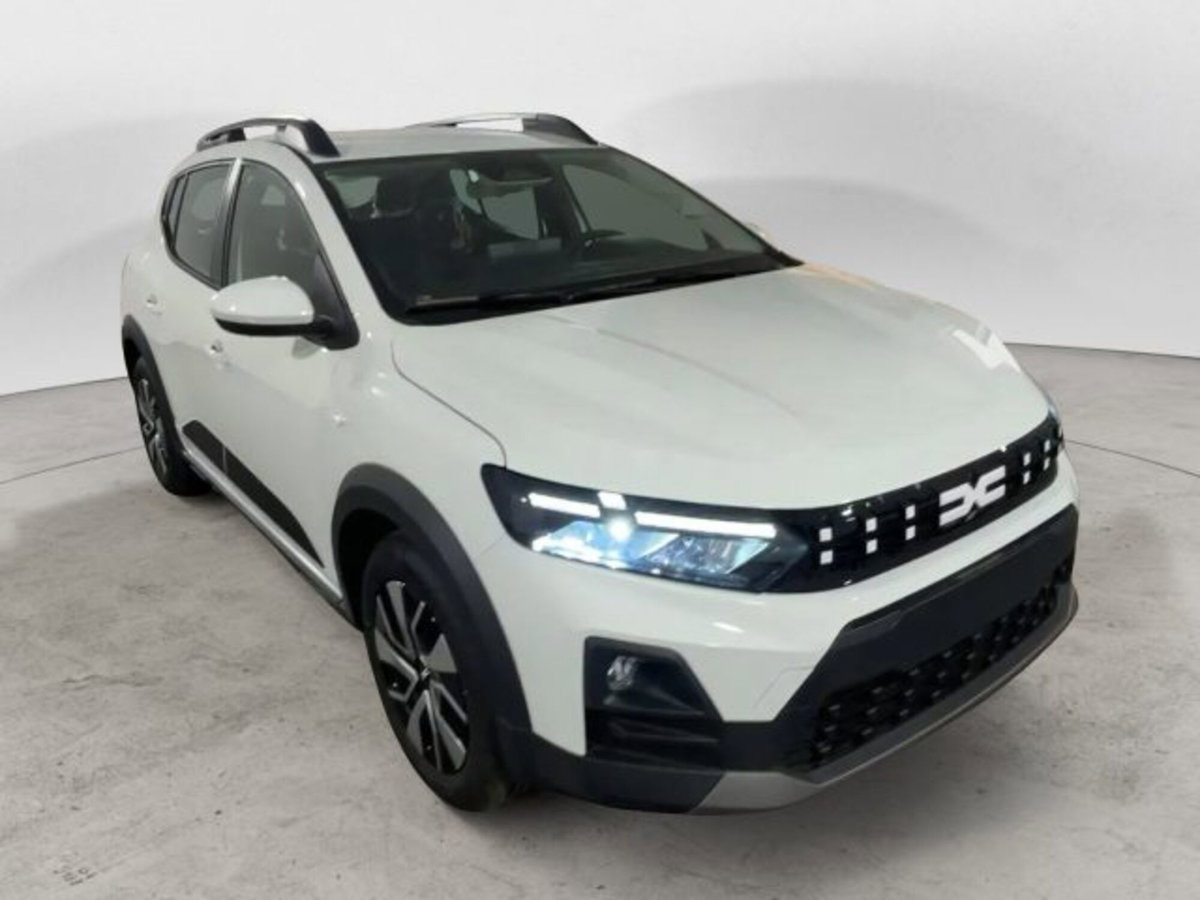 Dacia Sandero Stepway 1.2 Eco-G Expression 120cv auto (3)