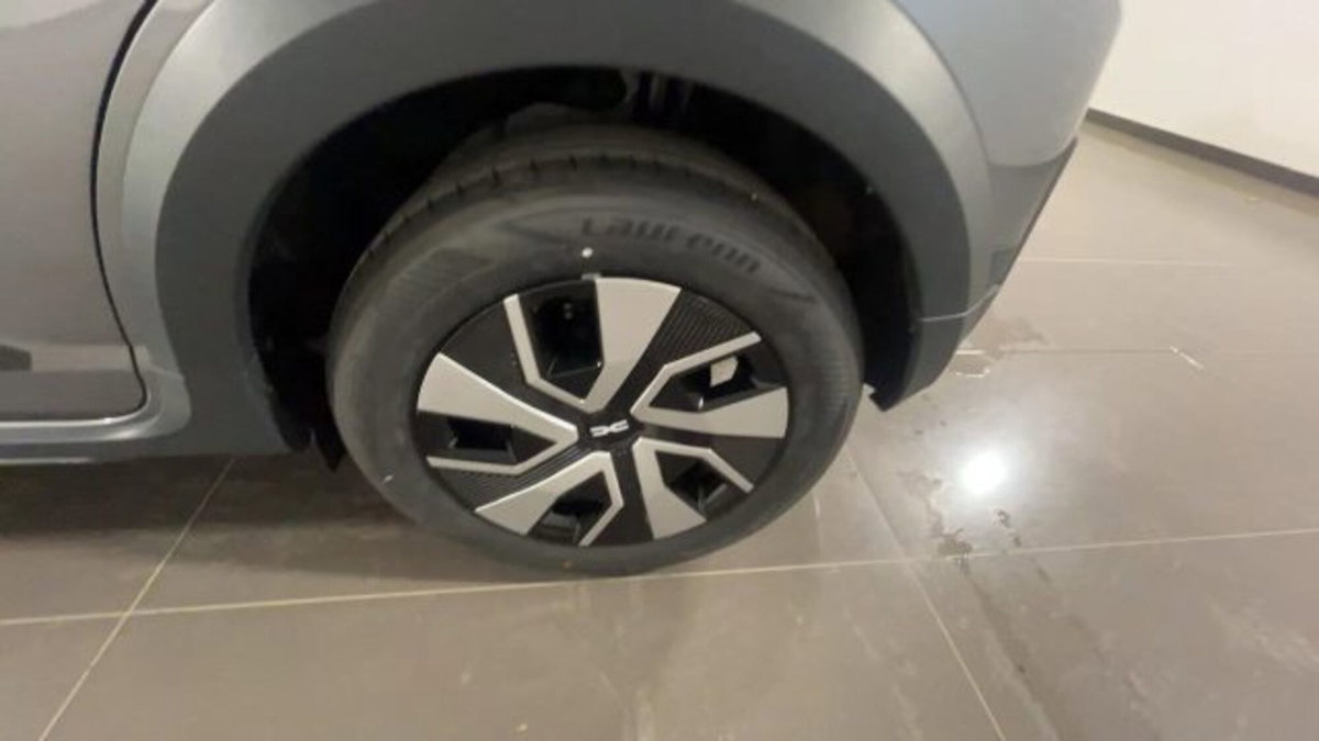 Dacia Sandero Stepway 1.2 Eco-G Expression 120cv auto (7)