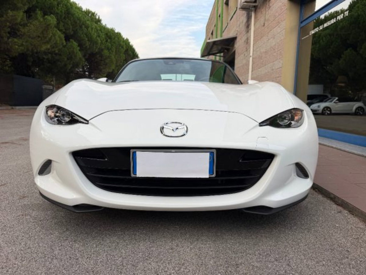 Mazda MX-5 1.5 Exclusive-Line Driver Assistance (2)