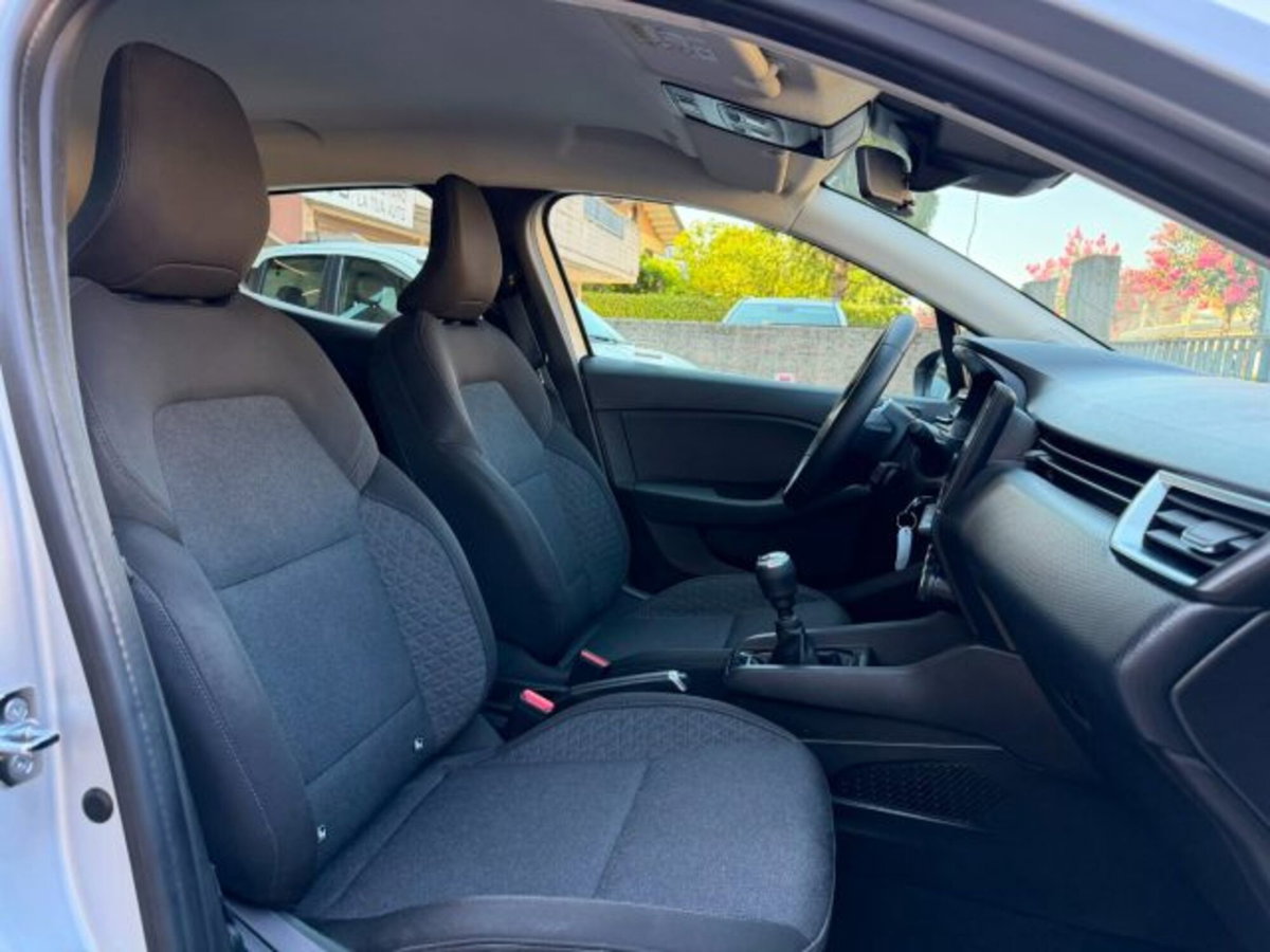 Renault Clio 1.0 tce Techno Gpl 100cv (14)